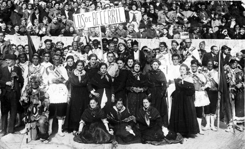 Danzantes Plaza toros