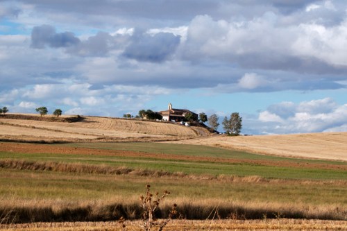 Ermita en la lejania